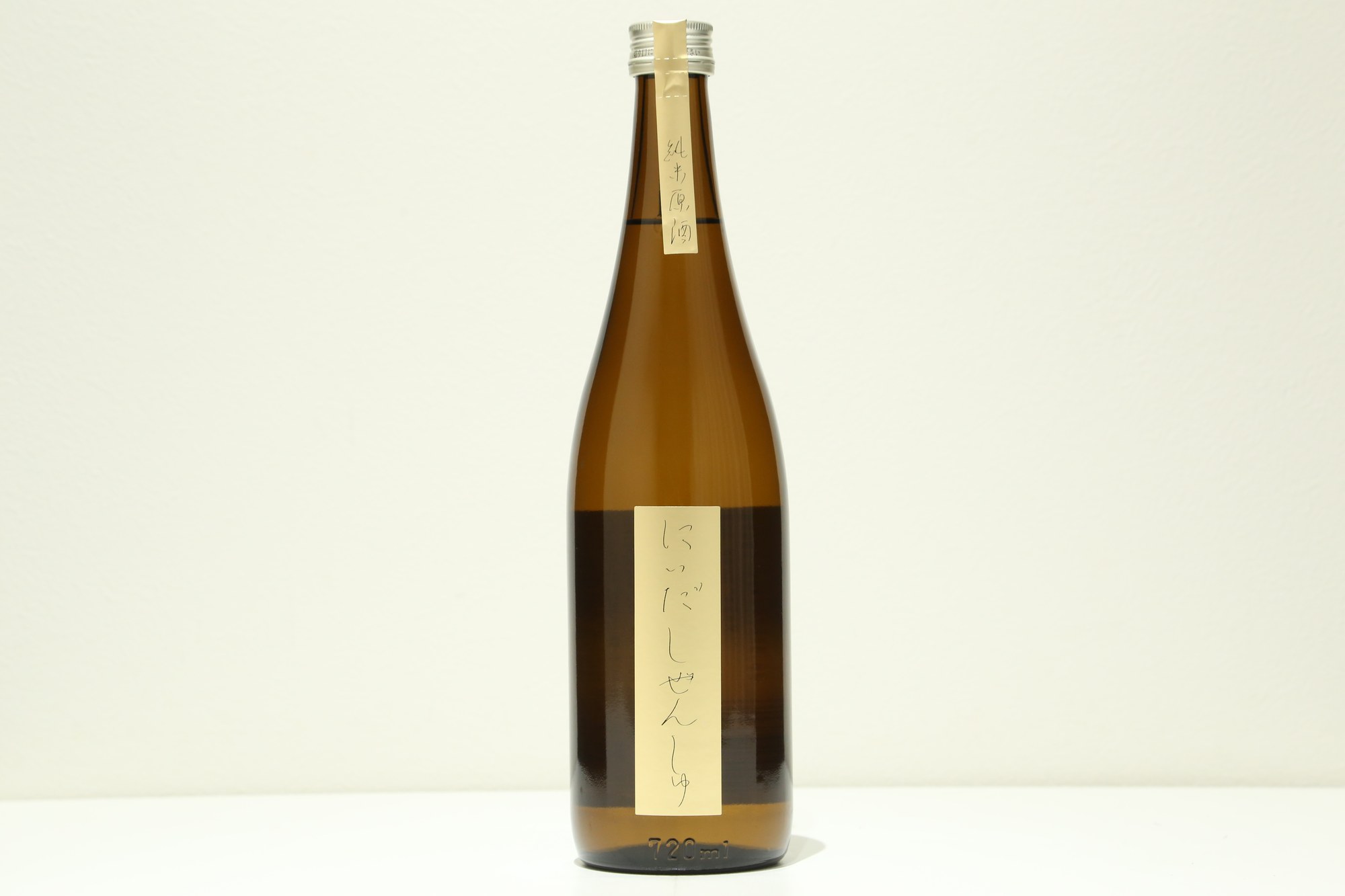 にいだしぜんしゅ　純米原酒